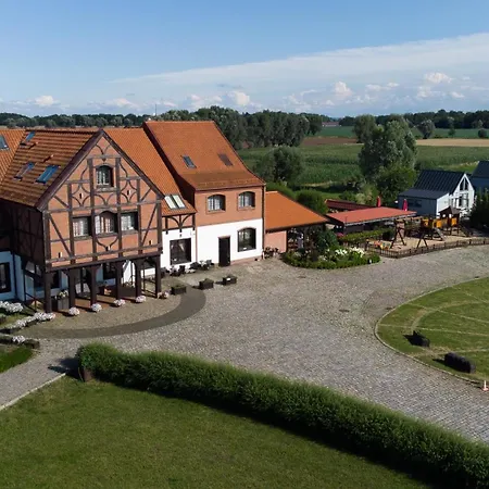Semesterbostad Z Sauna Na Folwarku Zulawskim