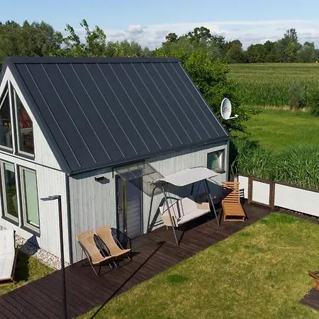 Semesterbostad Z Sauna Na Folwarku Zulawskim *